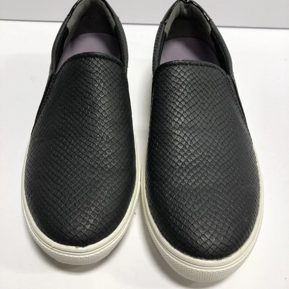 Dr Scholls Women's Nova, Black Slip-On Sneakers, Size 7.5 M